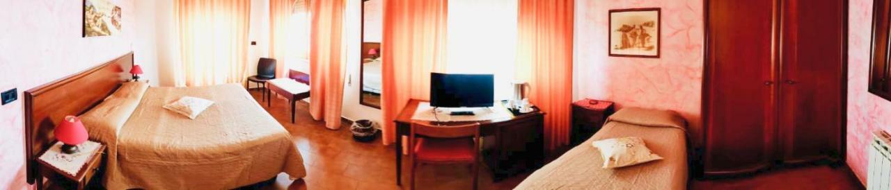 Suite Regina 卡斯泰尔莫拉 外观 照片